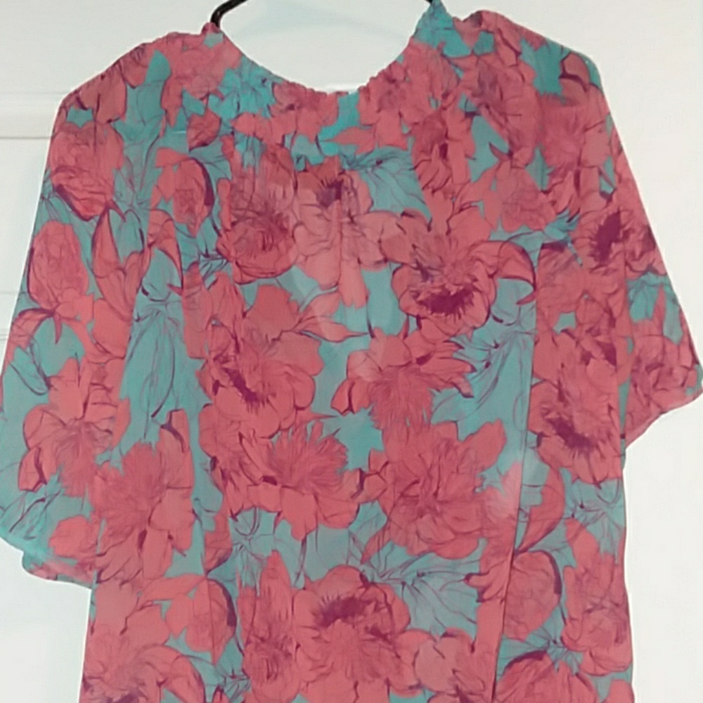 Womens dress top - Picture 5 of 5